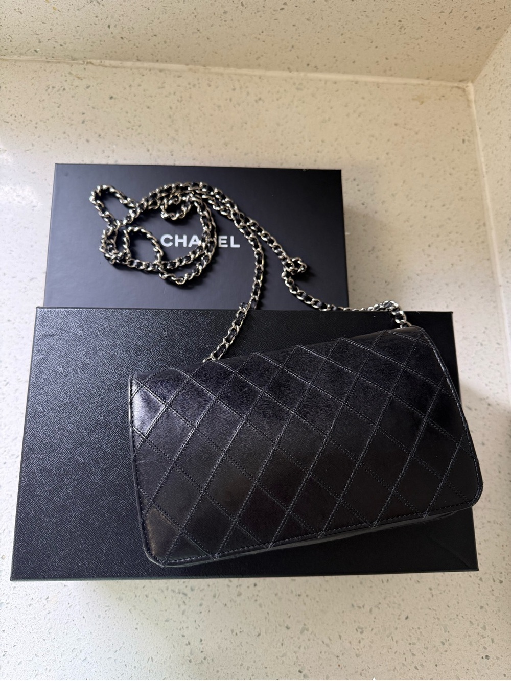 CHANEL Black Quilted Lambskin wallet on chain  Bag with Silver Chain - Picture 5 of 9